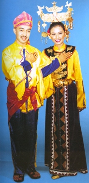 Sabah - Pakaian Tradisional Kaum-Kaum Di Malaysia