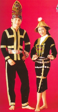 Sabah - Pakaian Tradisional Kaum-Kaum Di Malaysia
