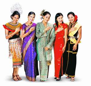 Pakaian Tradisional Kaum  Kaum  Di  Malaysia  Halaman Utama