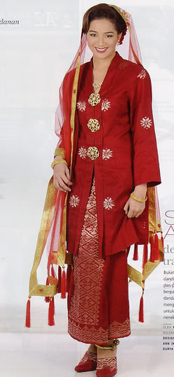 Melayu - Pakaian Tradisional Kaum-Kaum Di Malaysia